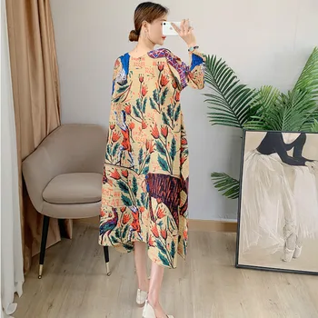 Plus Dimensiunea Rochie Pentru Femei 45-75 kg Întinde Miyake Cutat Rochie de Vară 2021 Nou Retro Stil Etnic Liber Imprimate Gât Rotund Midi 